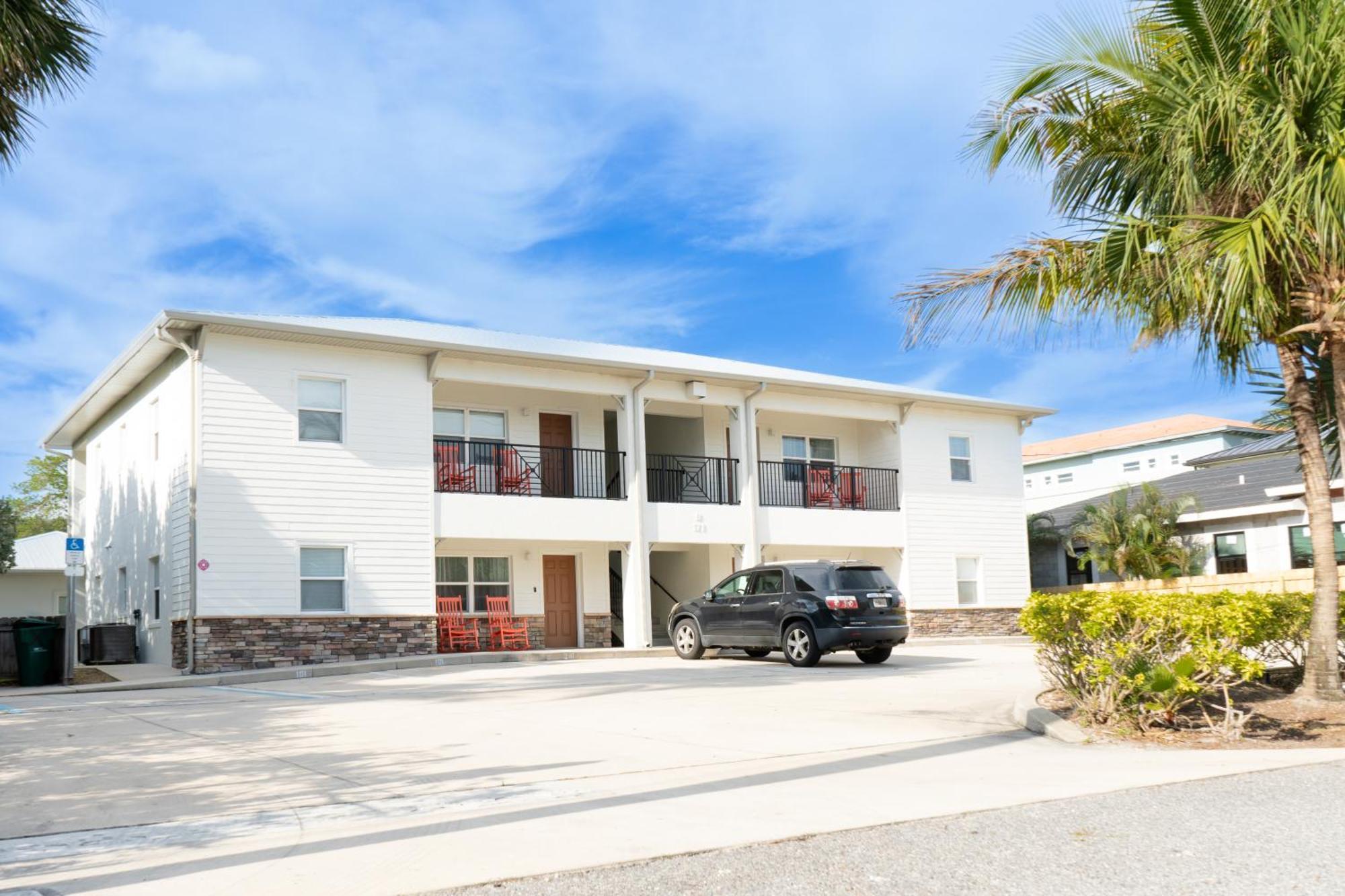 Sole Suite #1-2 Min To Beach-Patio & Courtyard Cocoa Beach Exterior foto